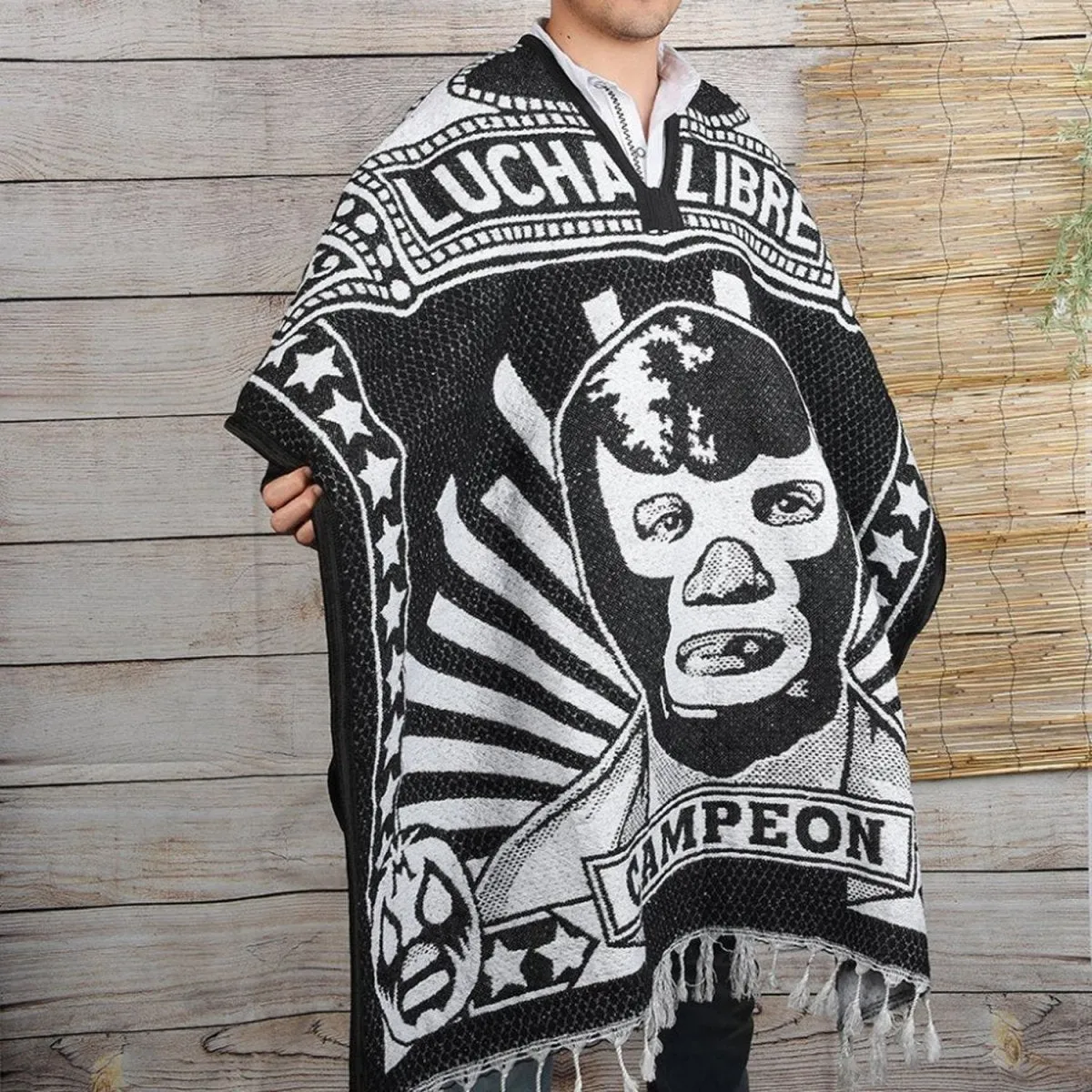 Poncho con Lucha Libre Bordado Doble Vista Artesanal imp-73131